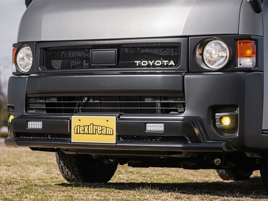 ハイエース 4型～現行モデル ワイドボディー用 MONOBOX フロントバンパープロテクター（LEDマーカーランプ付）