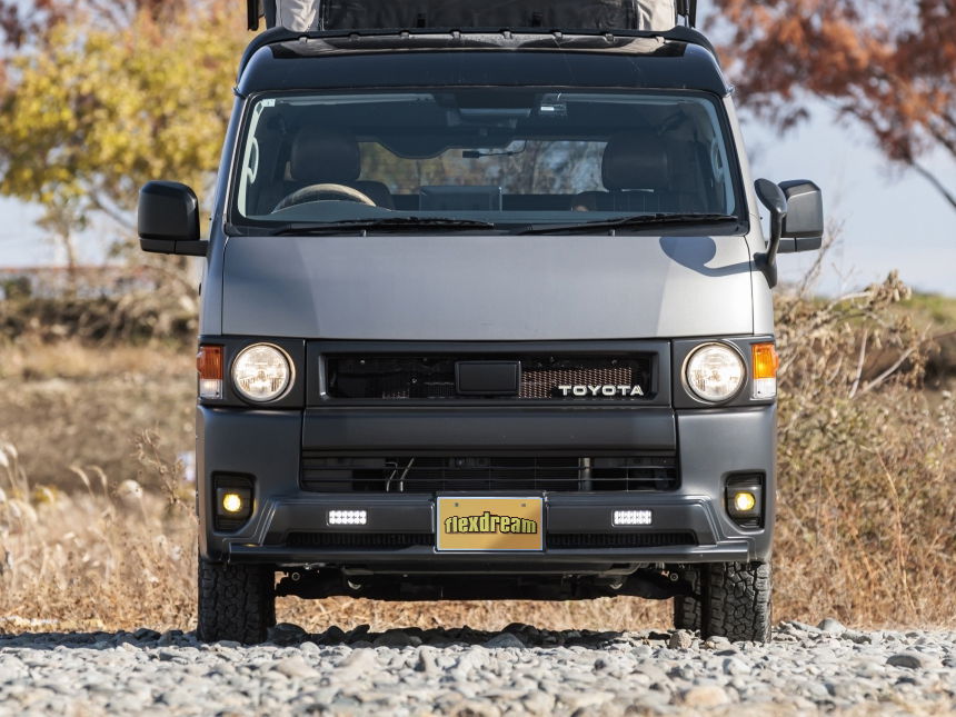 ハイエース 4型～現行モデル ワイドボディー用 MONOBOX フロントバンパープロテクター（LEDマーカーランプ付）