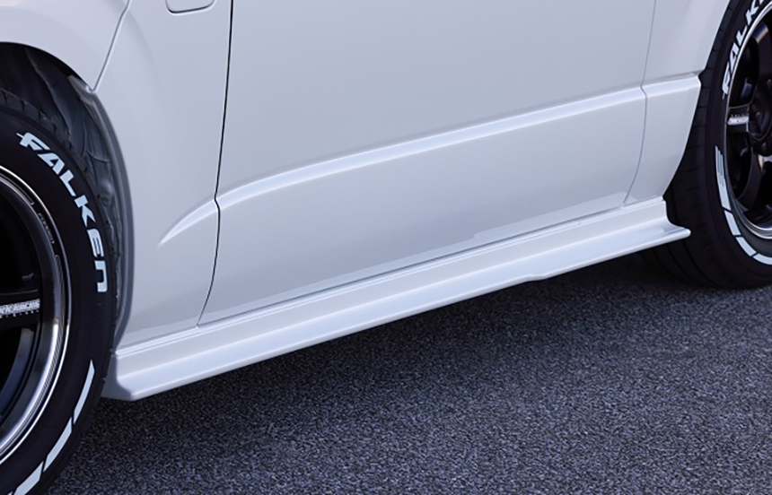 ハイエース 4型~現行モデル 標準ボディー用 サイドステップ KUHL RACING