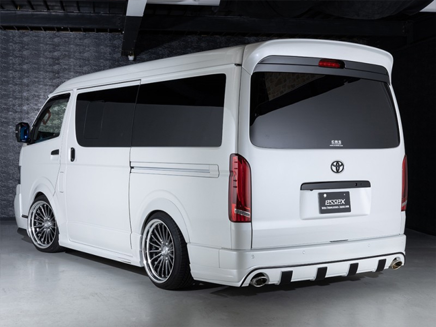 ハイエース ワイドボディー用 LEGARE リアバンパースポイラー