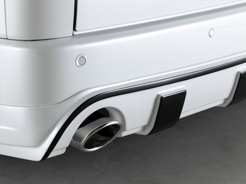 ハイエース ワイドボディー用 LEGARE リアバンパースポイラー