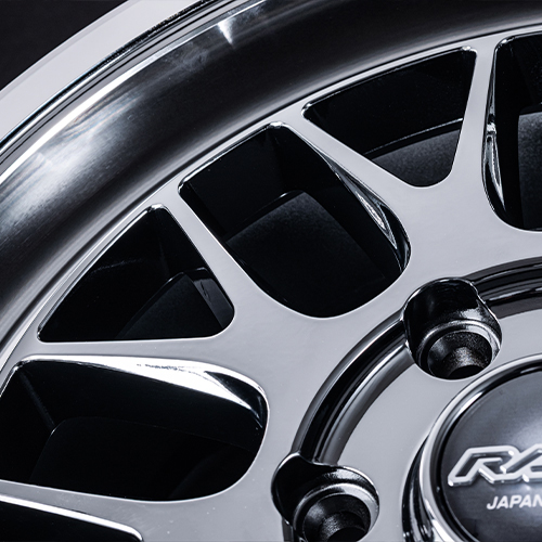 ハイエース  HOMURA 2×9L-RA JET BLACK EDITION 17インチホイール＆タイヤセット