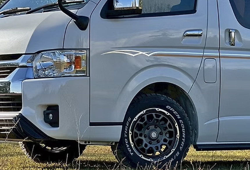 ハイエース RUGGED ROCK 装着イメージ