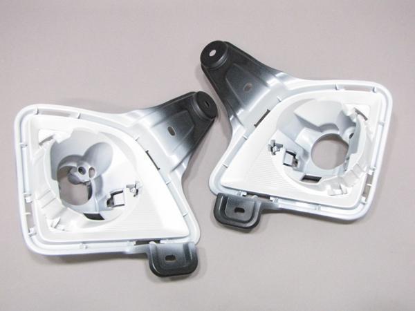 3型ハイエース用 純正塗装済み フォグランプカバー