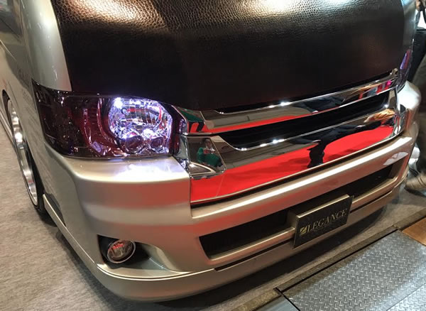 4型ハイエース用 LEGANCE カラーインナーLOOKヘッドライトカバー
