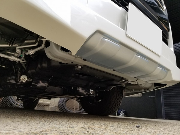 4型ハイエース 標準ボディー用 EXTREME フロントリップスポイラー