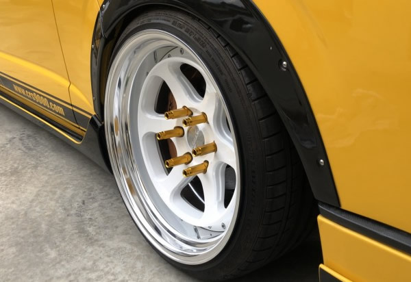 ハイエース用 ESSEX ツーピースシェルナット ロングタイプ