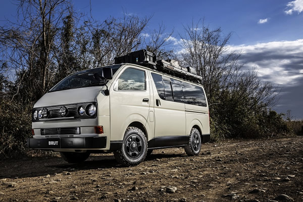 ハイエース用 BRUT BR-33 16インチホイール＆タイヤセット