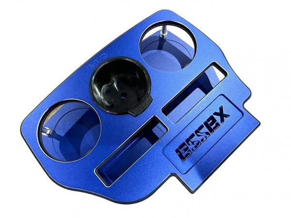 ハイエース用 ESSEX ビレット フロントカップホルダーVer2