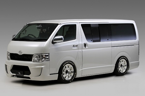 ハイエース用 クエルボ8(ホワイトポリッシュ) 16インチホイール＆タイヤセット