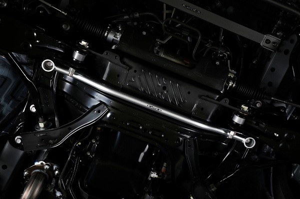 ハイエース用 フレームサポートセット(2WD用)