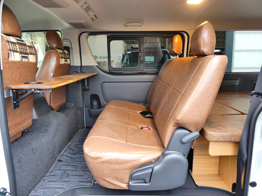 ハイエース MONOBOX ワンタッチリアテーブル