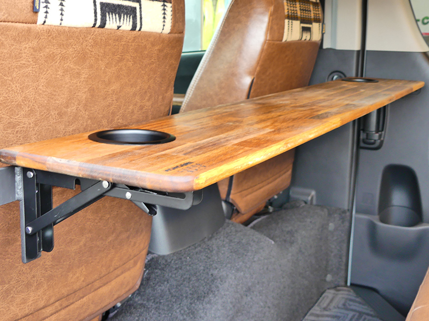 ハイエース MONOBOX ワンタッチリアテーブル