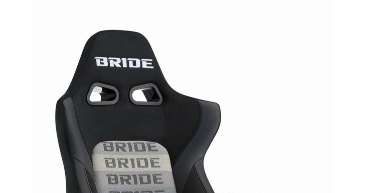 ハイエース BRIDE バケットシート(ERGOSTER)