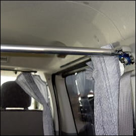 ハイエース 標準ボディー専用 ピラーバー