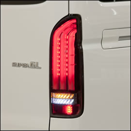 ハイエース ヴァレンティ LEDテールランプ REVO2
