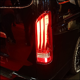 ハイエース ヴァレンティ LEDテール ULTRA δ(デルタ)